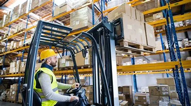 Materials Handler Supervisor (Warehouse Worker Foreman)