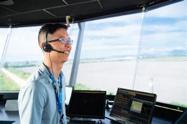 Air Traffic Control Specialist job opening at Federal Aviation Administration