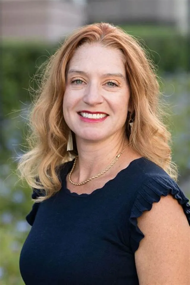 County Executive Director Expanded job opening at Farm Service Agency
